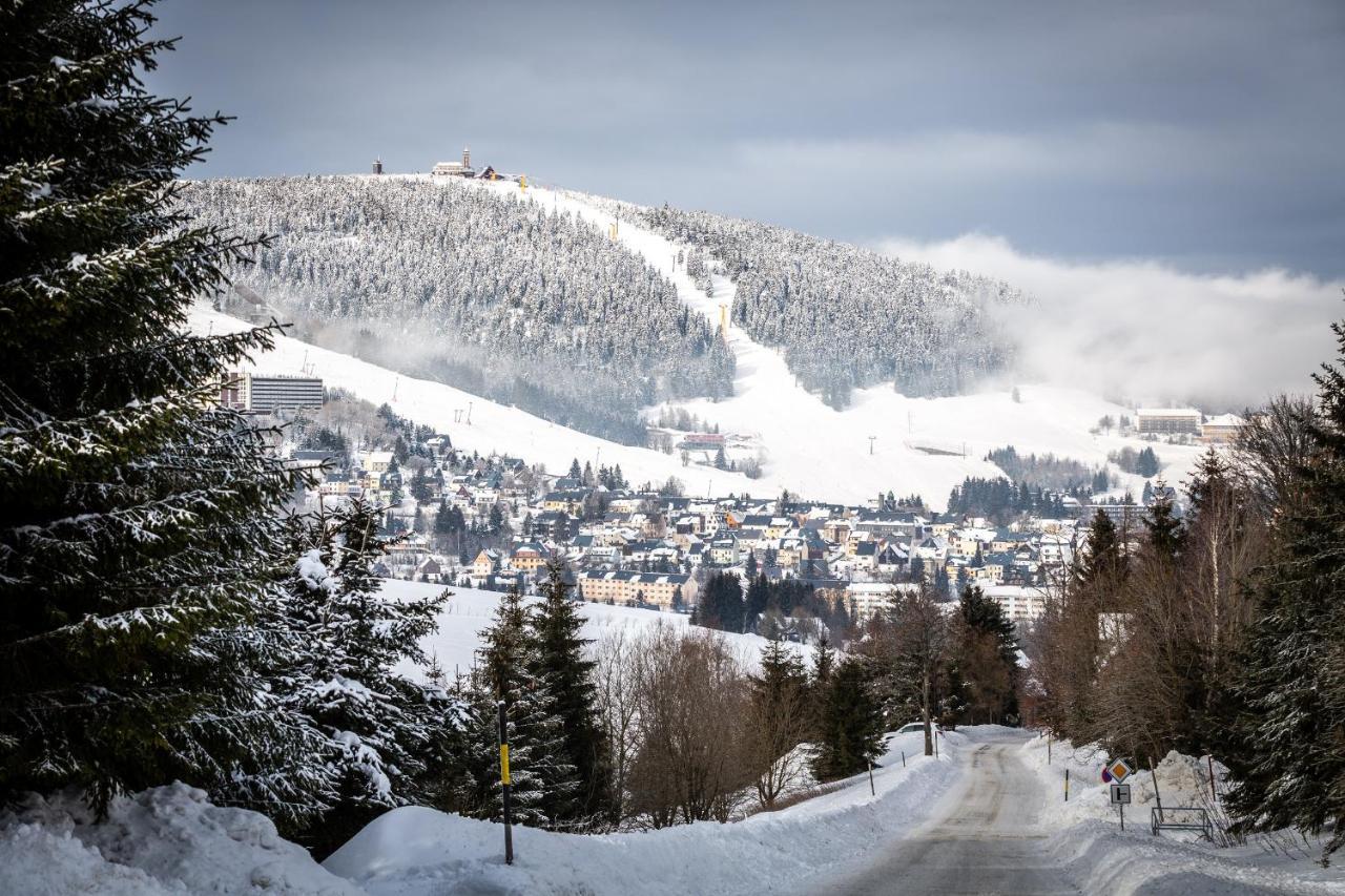 Ski Chalet Klinovec Loučná pod Klínovcem Kültér fotó