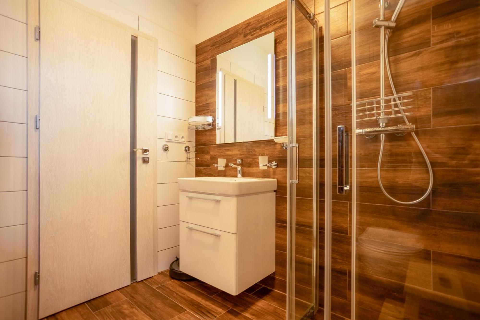 Ski Chalet Klinovec Loučná pod Klínovcem Szoba fotó